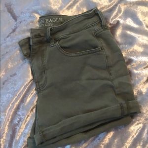 Ae green midi shorts